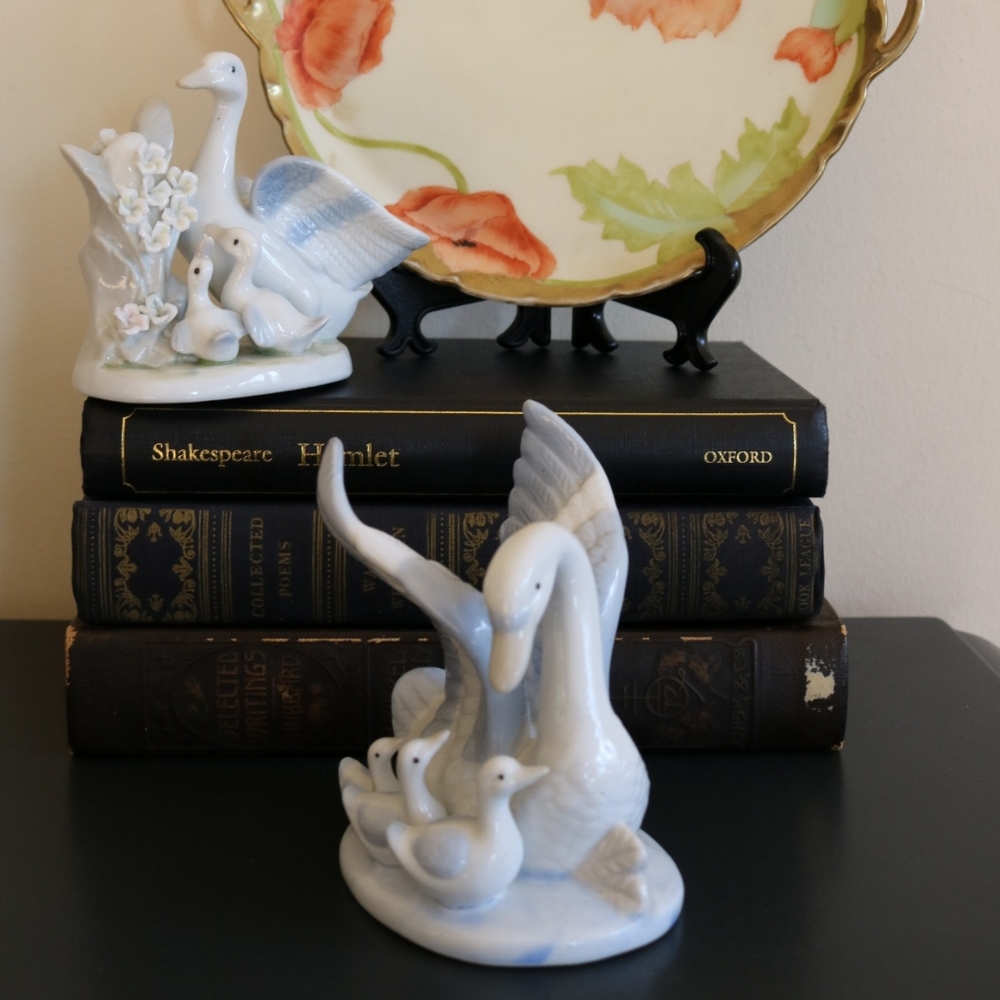 Pair of Vintage K's Collection Mother's Goose & Cygnets Figurines